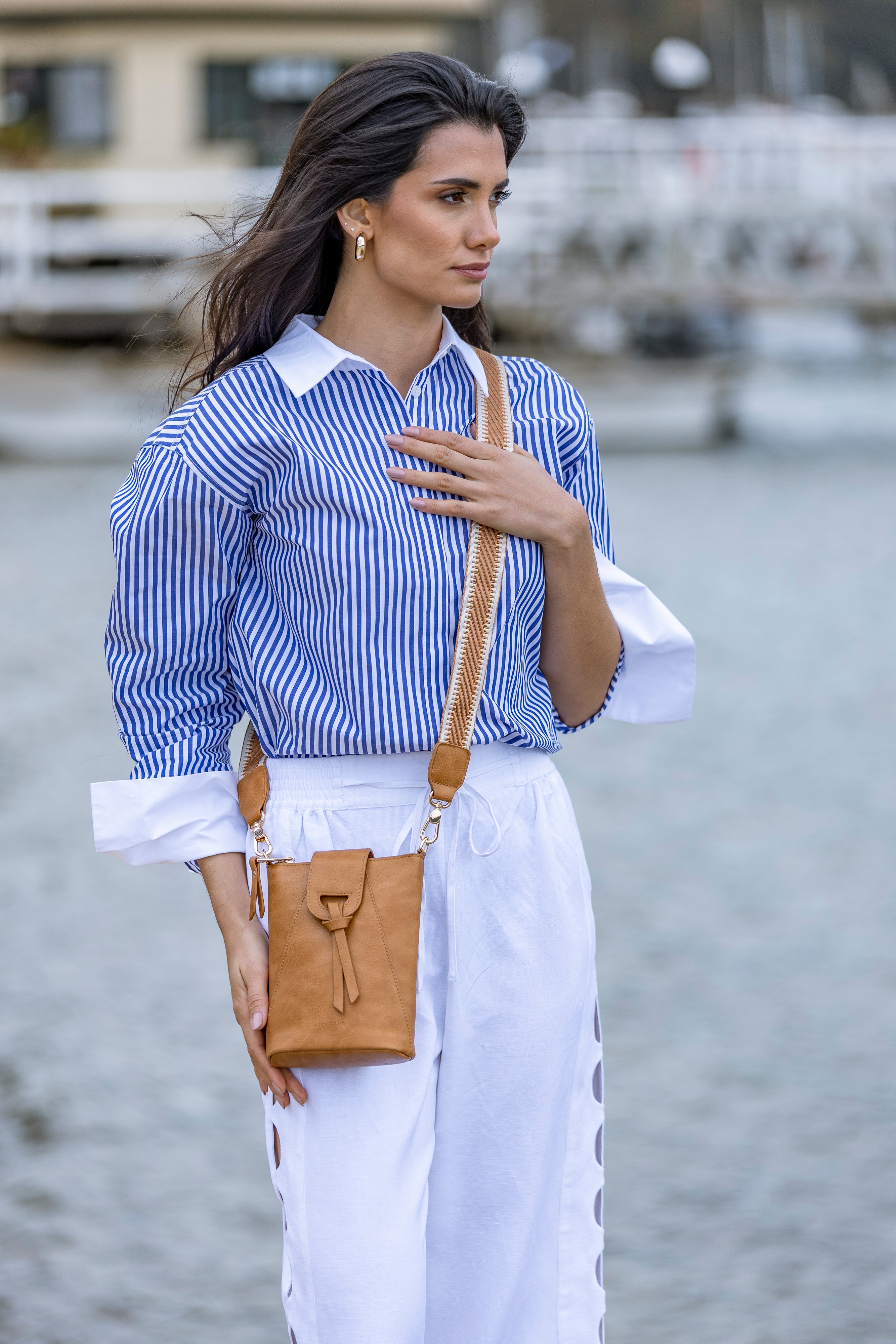 Lainey Tan Phone Crossbody Bag