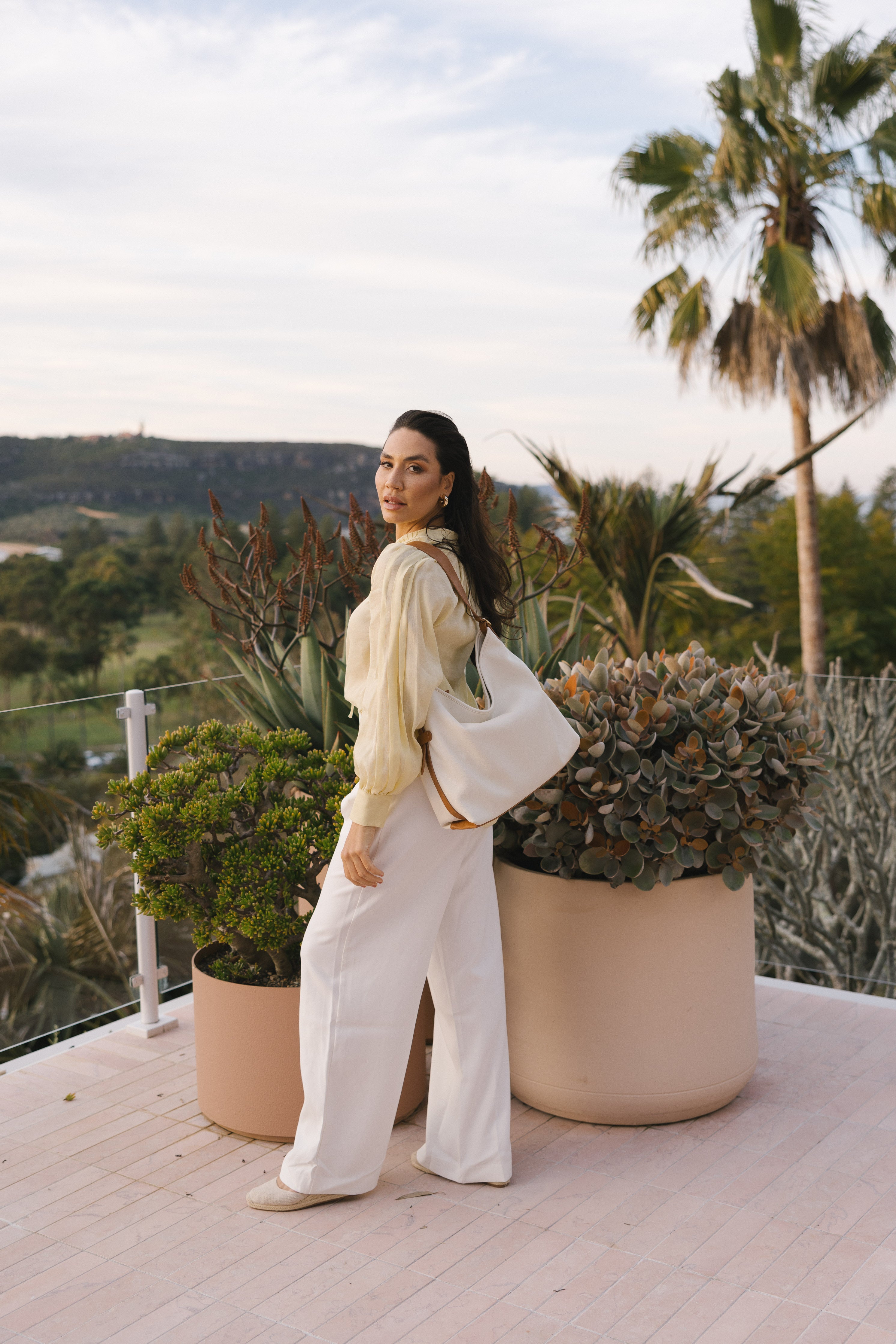 Madeleine White with Tan Large 3 Piece Floppy Hobo