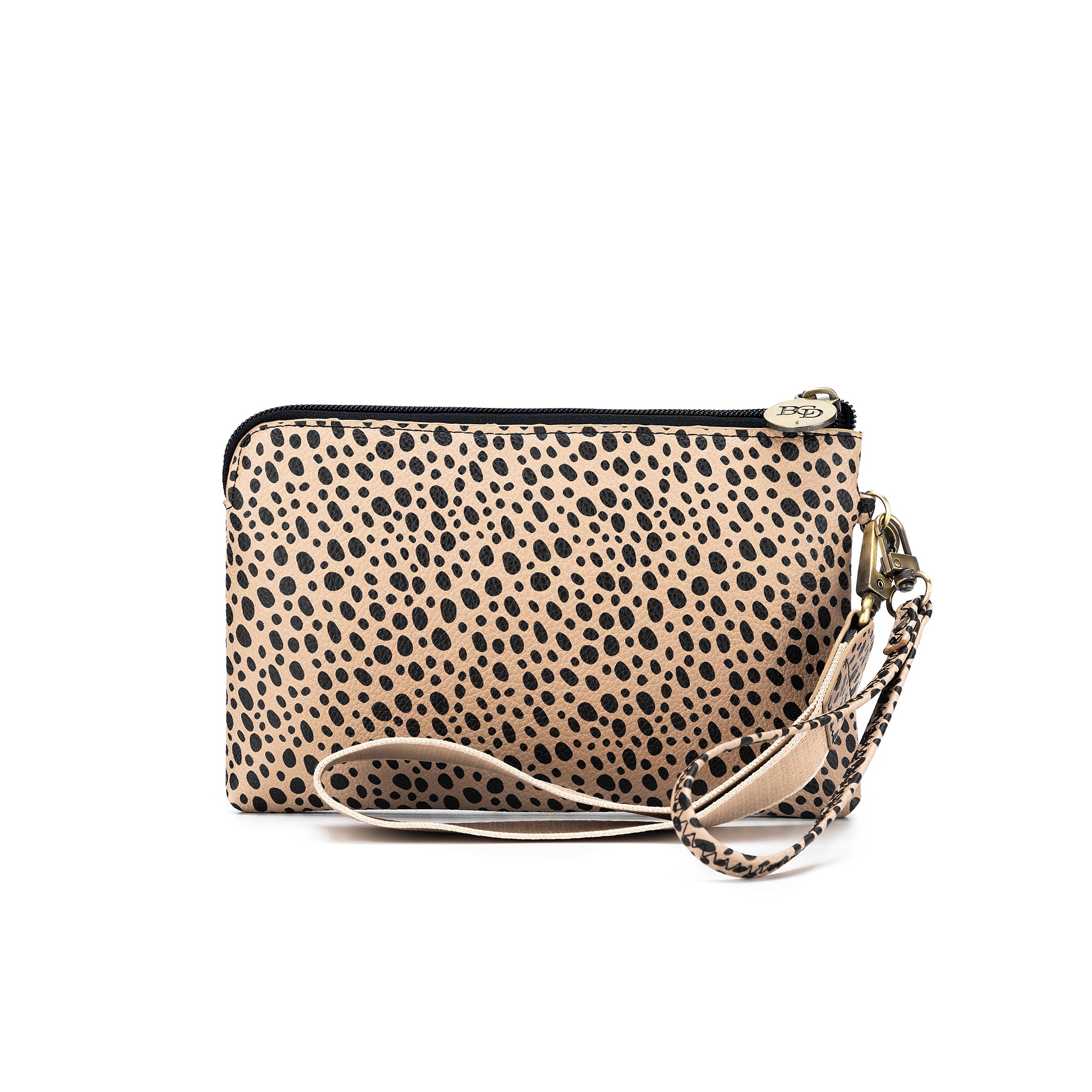 Lylah Pebbled Pouch